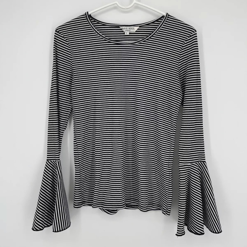 Brave Soul London Trumpet Sleeve Top Size Large